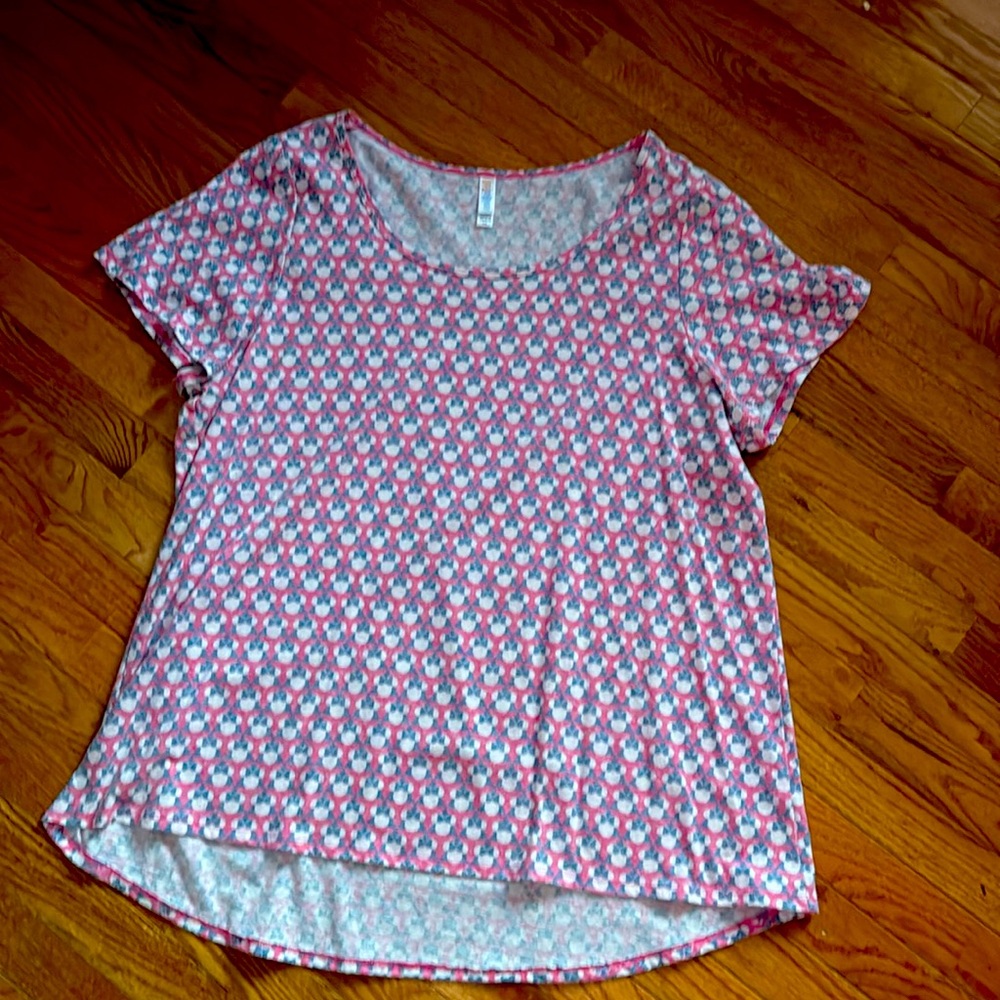 LuLaRoe women’s mini-mouse swing shirt